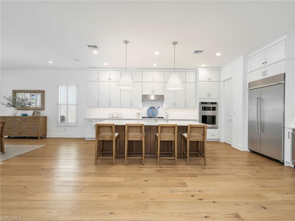 SEVEN SHORES - Residential