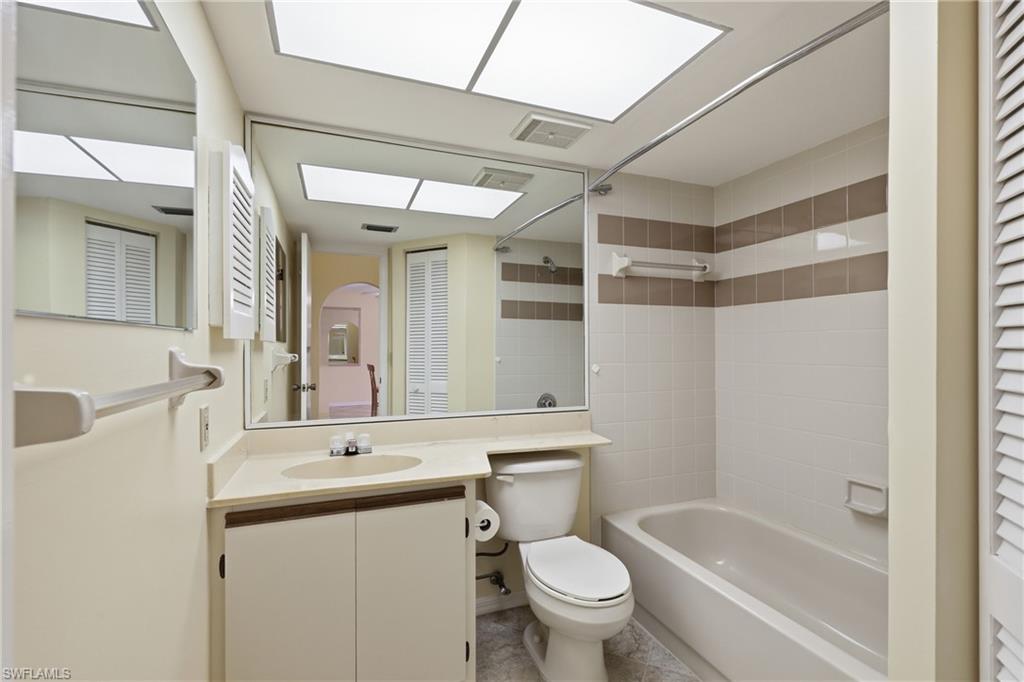 STONE EDGE CONDO - Residential