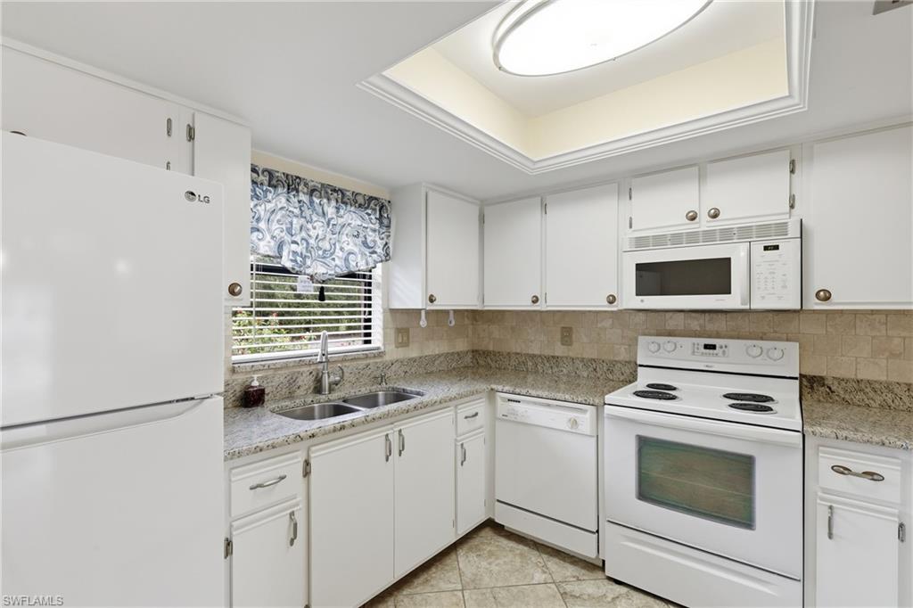 STONE EDGE CONDO - Residential