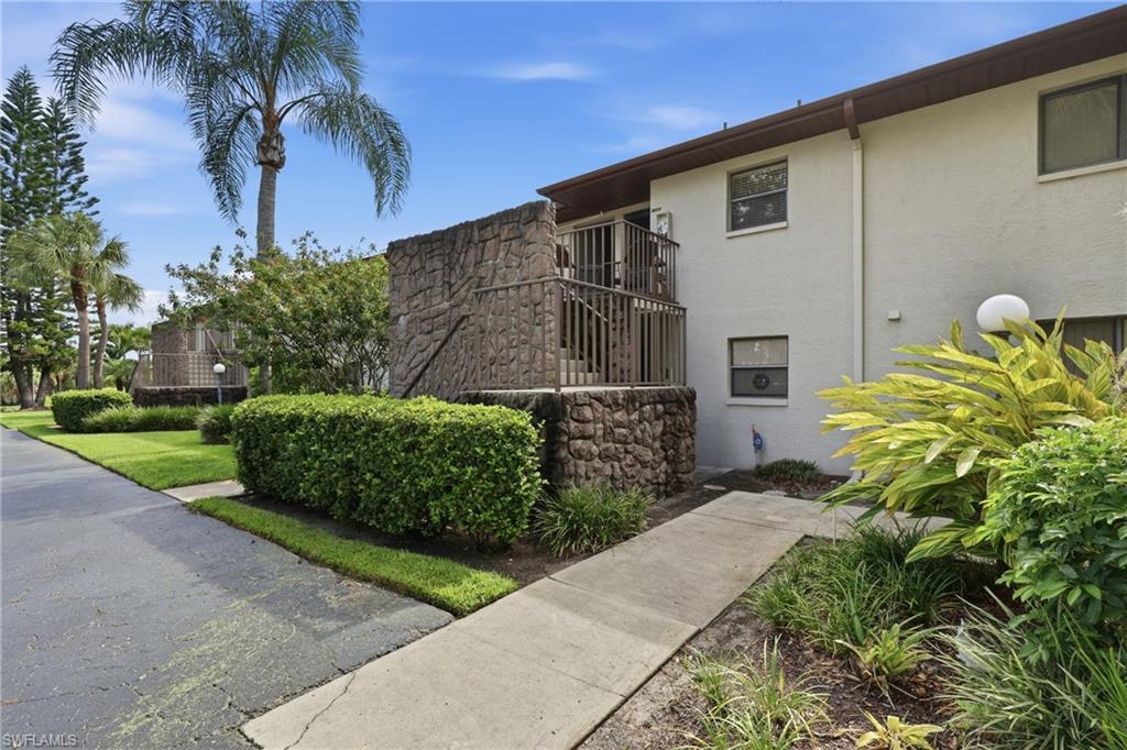 STONE EDGE CONDO - Residential