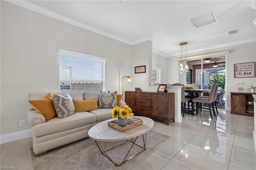 MAGNOLIA LAKES - Residential