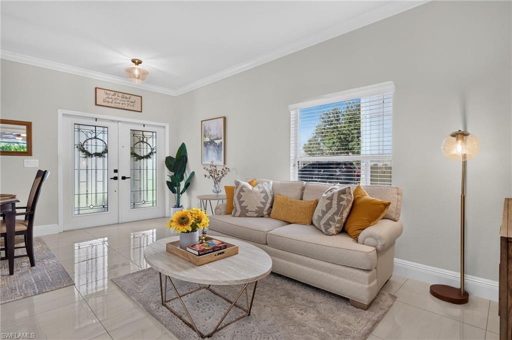 MAGNOLIA LAKES - Residential