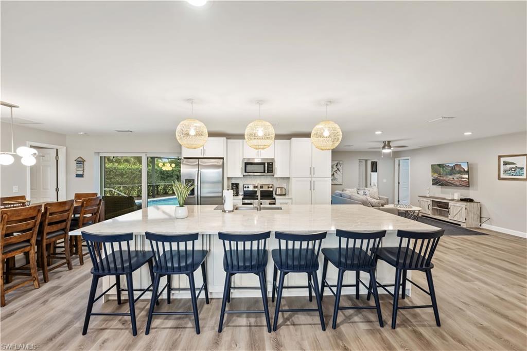 KINGS LAKE - Residential