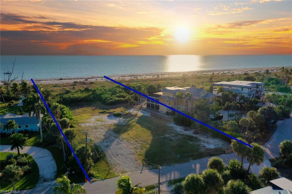 CHATEAUX SUR MER UNREC - Land