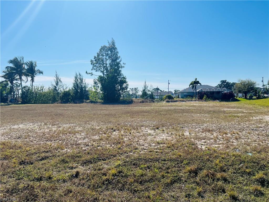 CAPE CORAL - Land