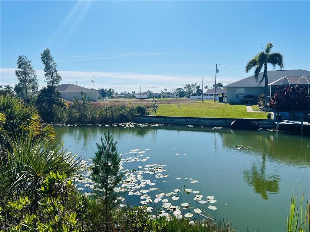 CAPE CORAL - Land