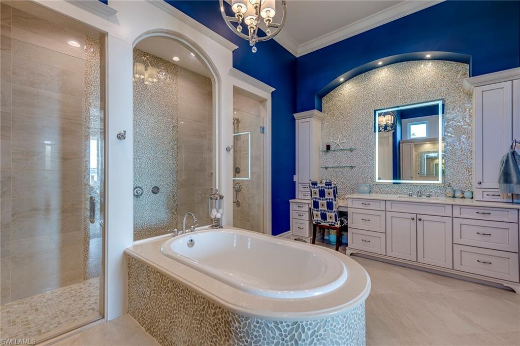 ROYAL HARBOR - Residential