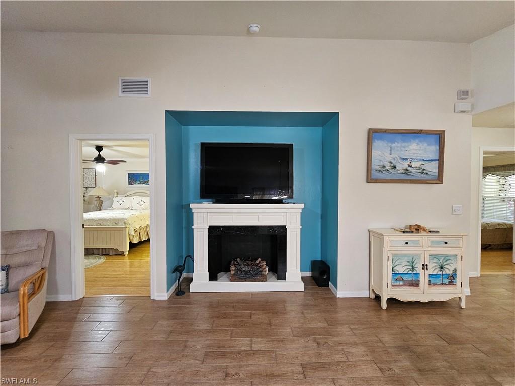 VISTANNA VILLAS - Residential