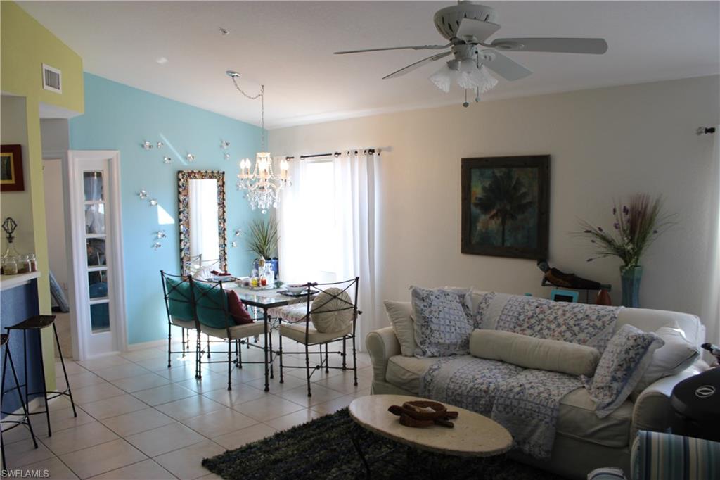 HUNTINGTON LAKES - Residential