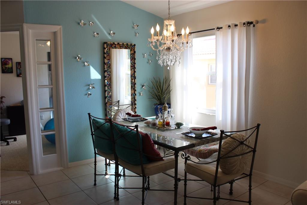 HUNTINGTON LAKES - Residential