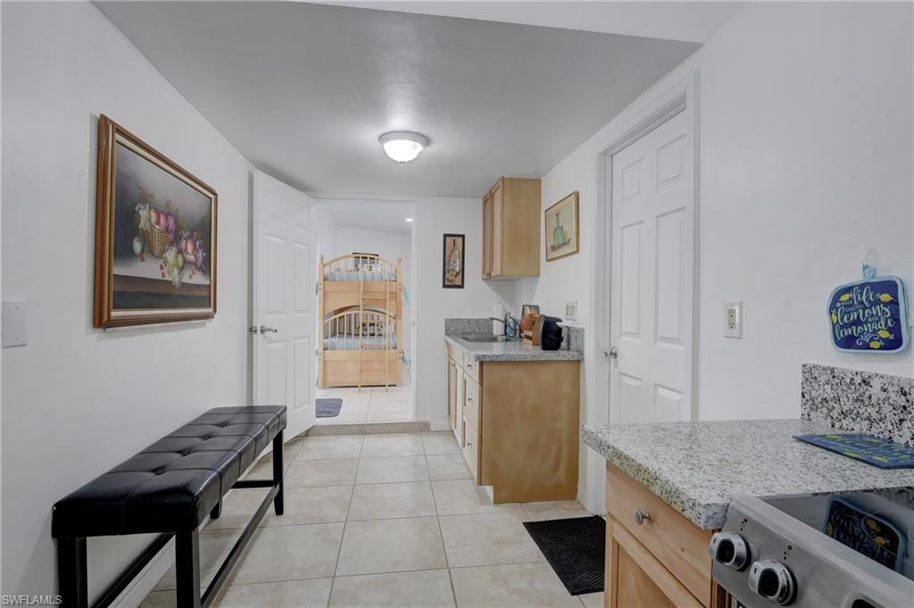 MARCO ISLAND - Residential