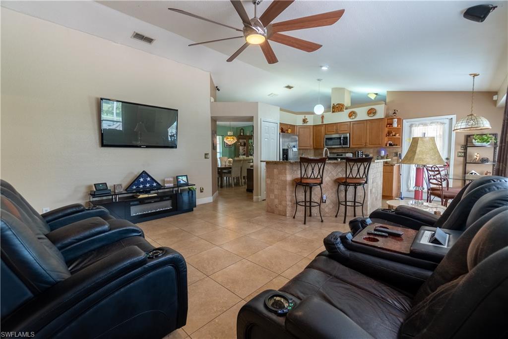 GOLDEN GATE ESTATES - Residential
