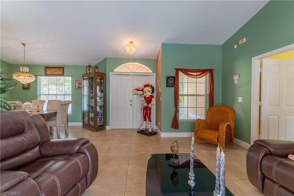 GOLDEN GATE ESTATES - Residential