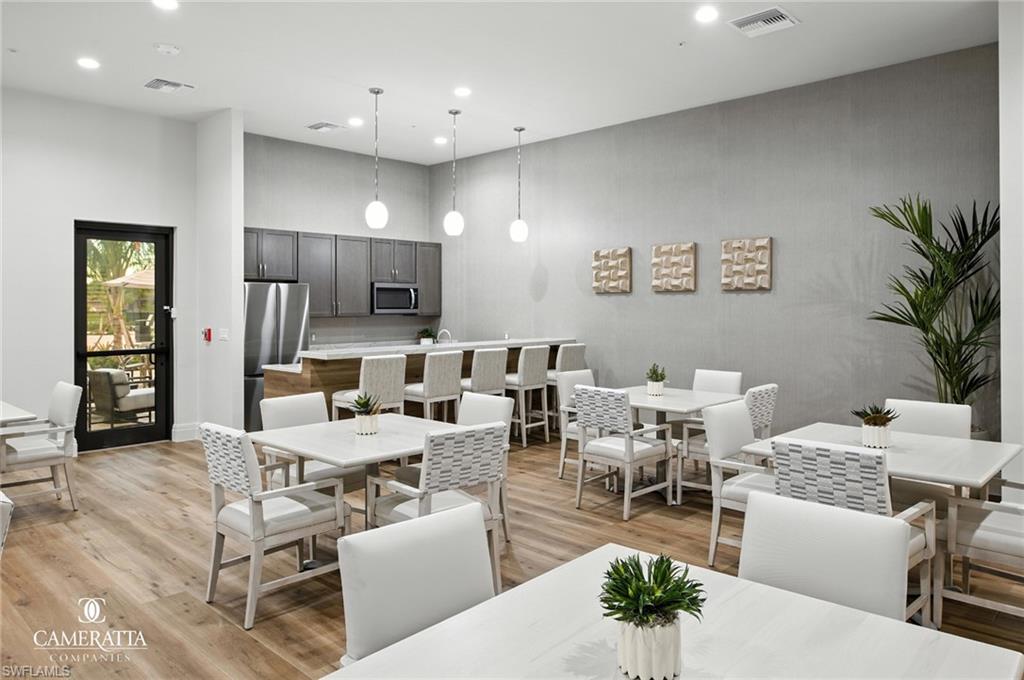 VERDANA VILLAGE - Residential Lease