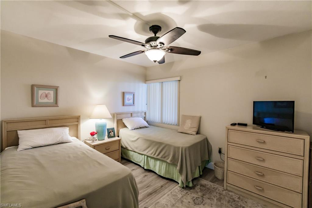 STEAMBOAT BEND - Residential