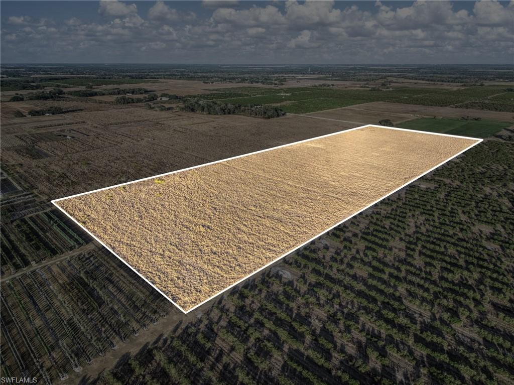 ACREAGE - Land