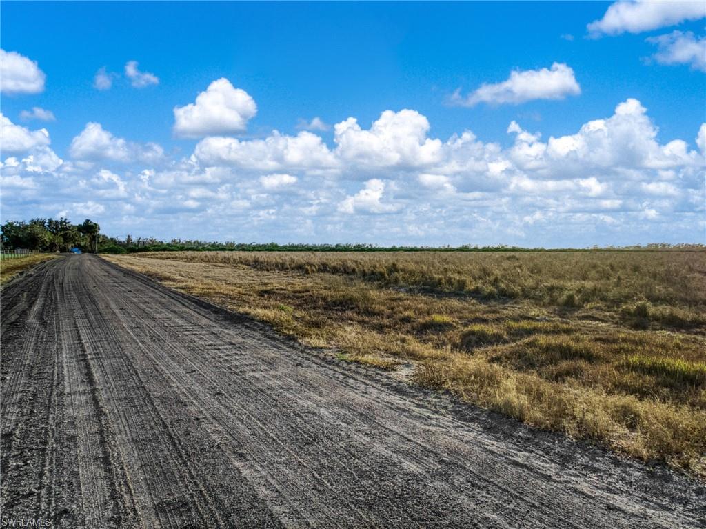 ACREAGE - Land