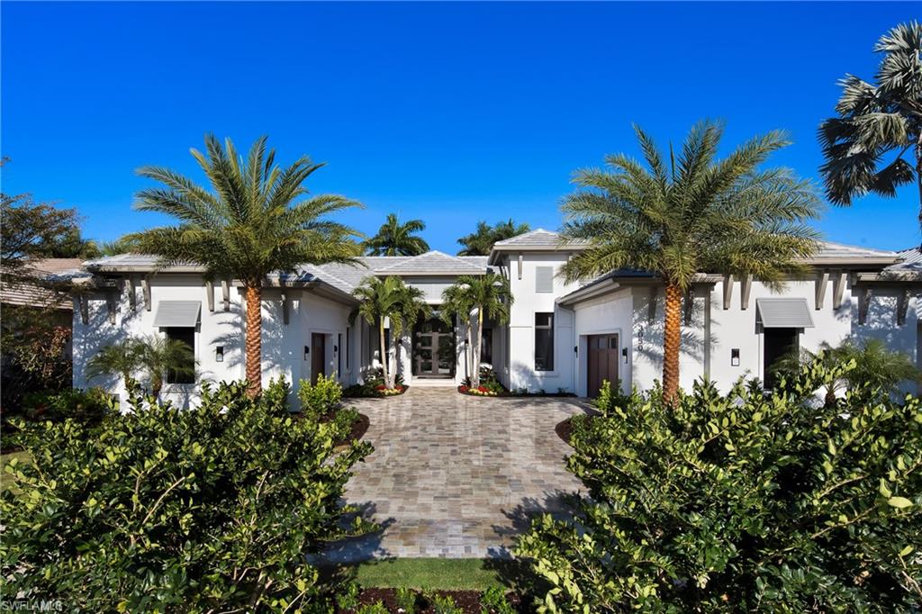 MOORINGS - Residential