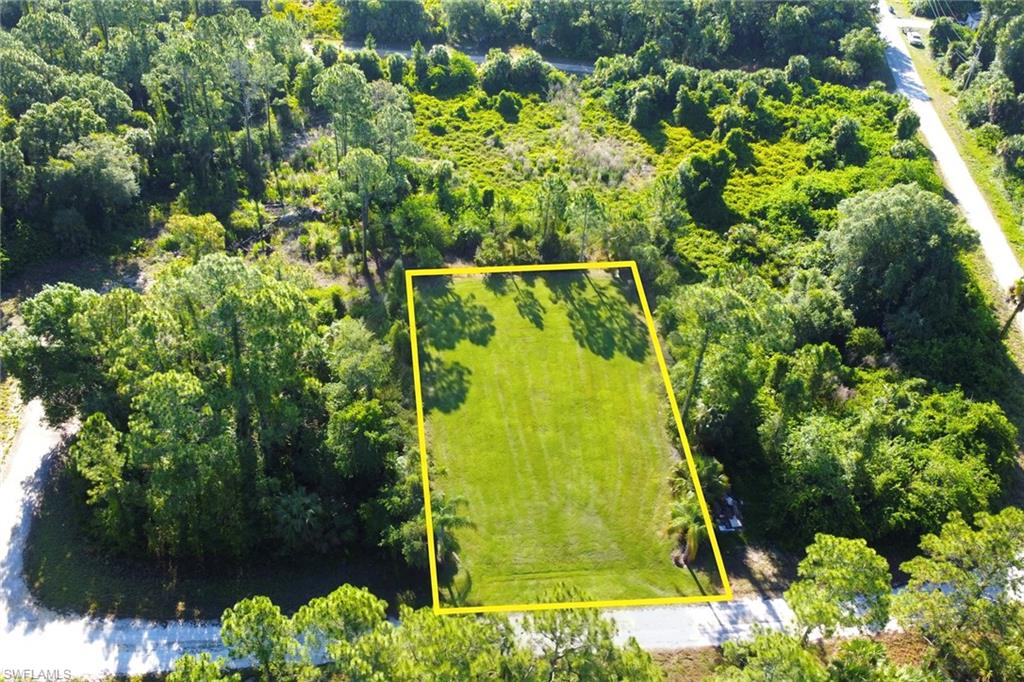 LEHIGH ACRES - Land