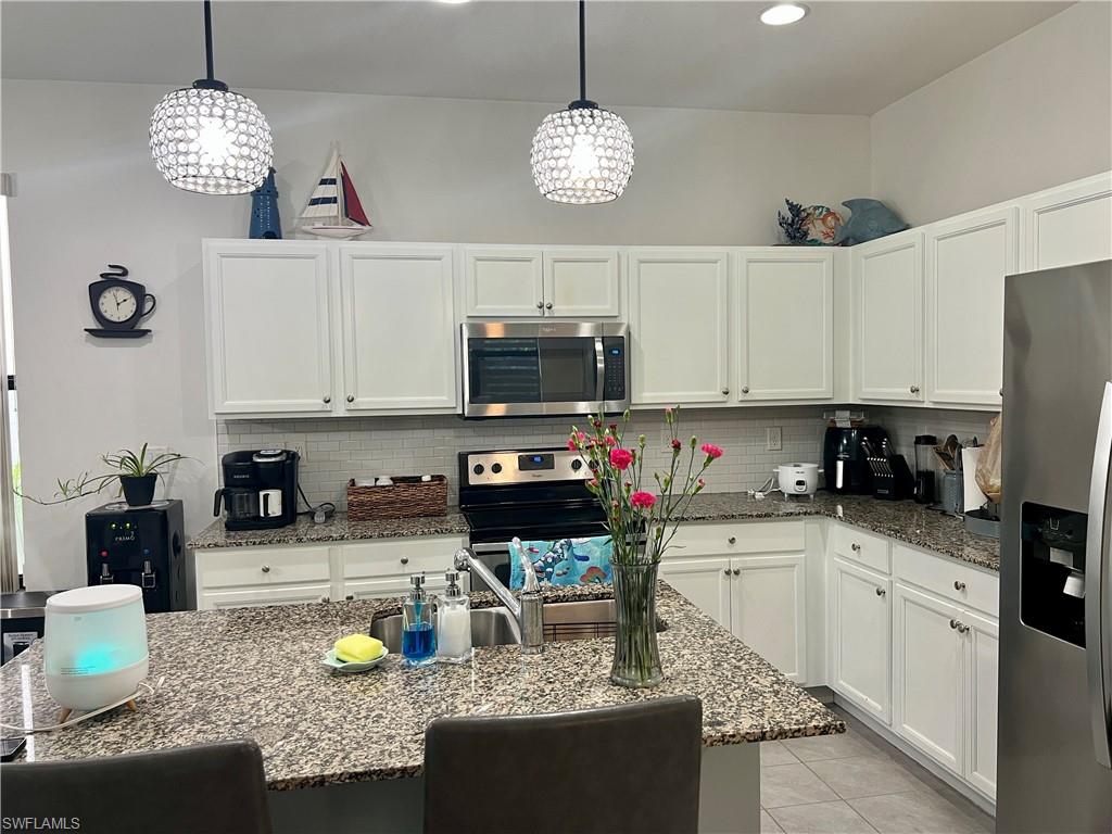 COQUINA AT MAPLE RIDGE - Residential