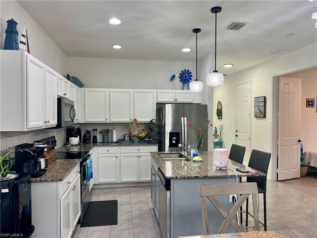 COQUINA AT MAPLE RIDGE - Residential