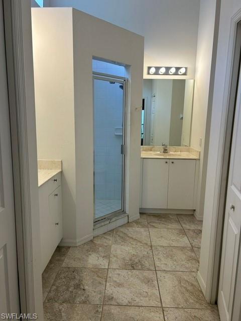 MANDALAY - Residential Lease