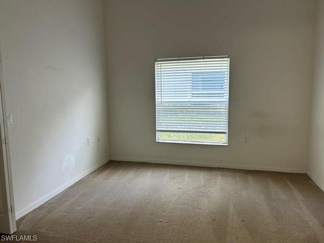 MANDALAY - Residential Lease