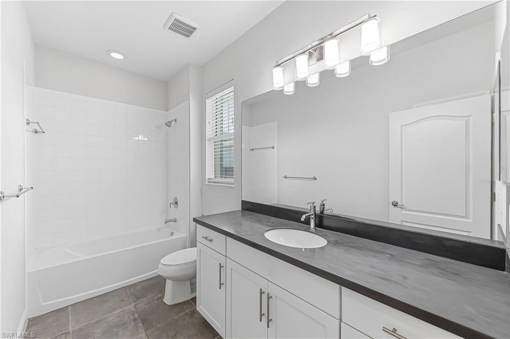 AVALON - Residential Lease