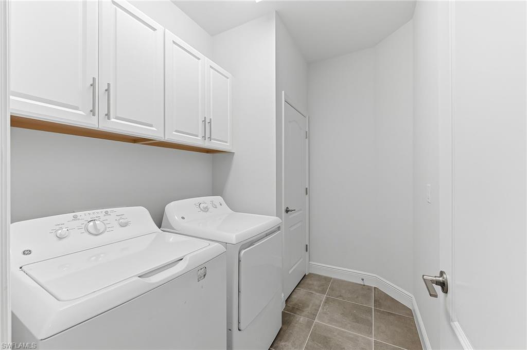 AVALON - Residential Lease