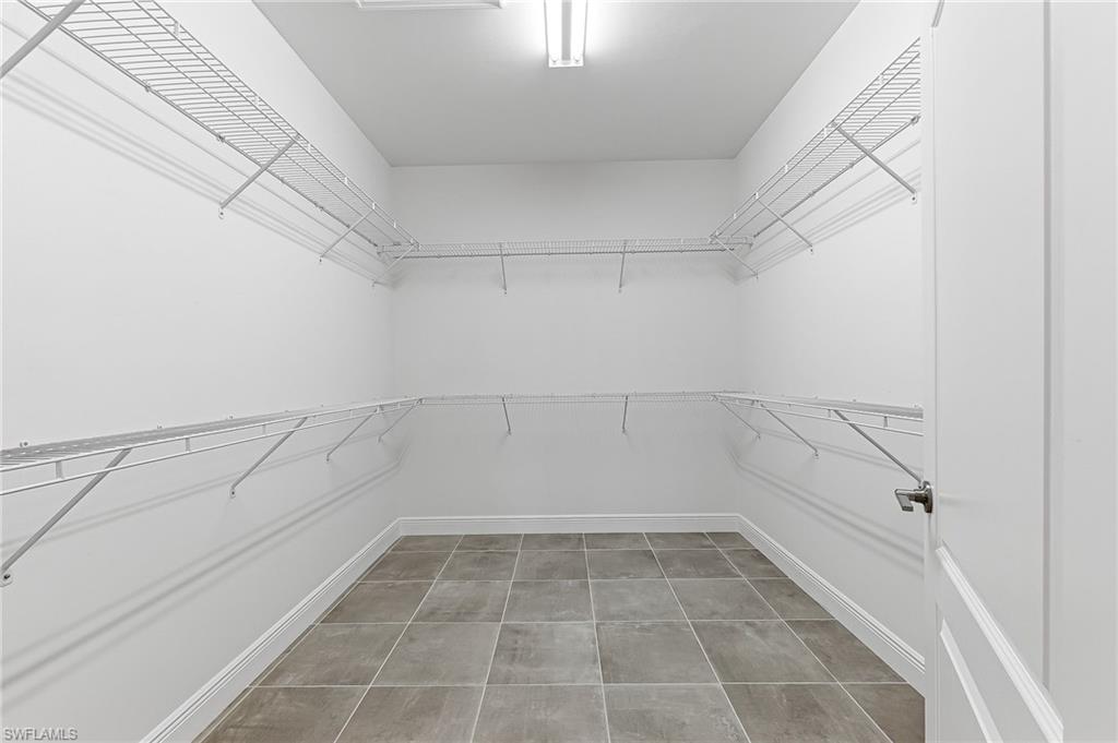 AVALON - Residential Lease