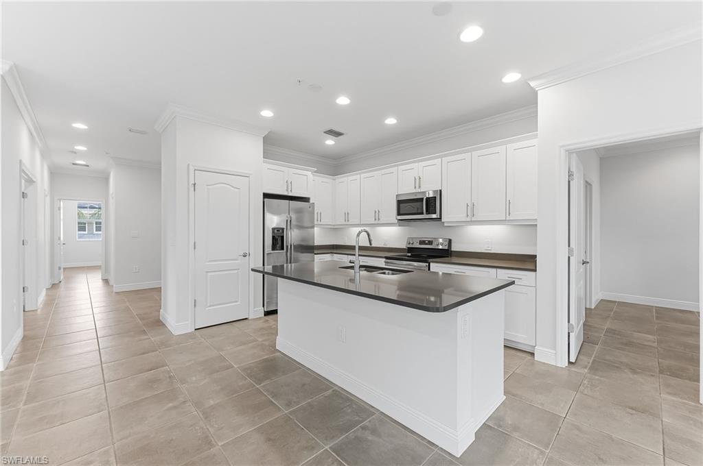 AVALON - Residential Lease