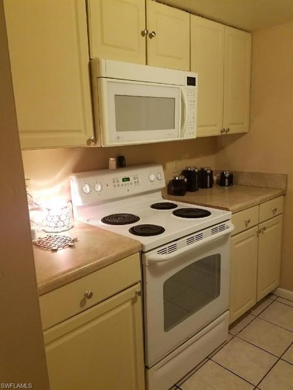 FORT MYERS SHORES - Residential