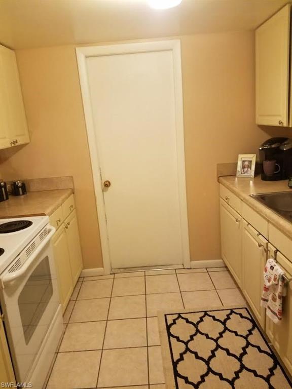 FORT MYERS SHORES - Residential