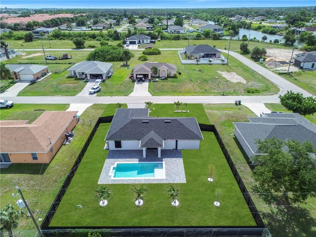 CAPE CORAL - Residential