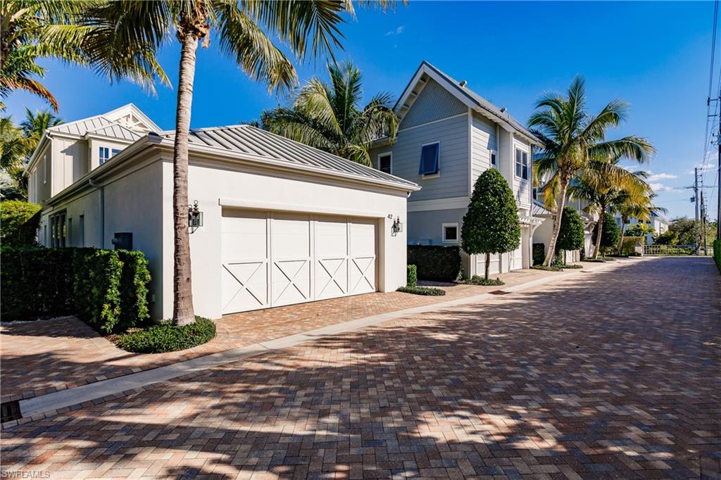 OLDE NAPLES - Residential