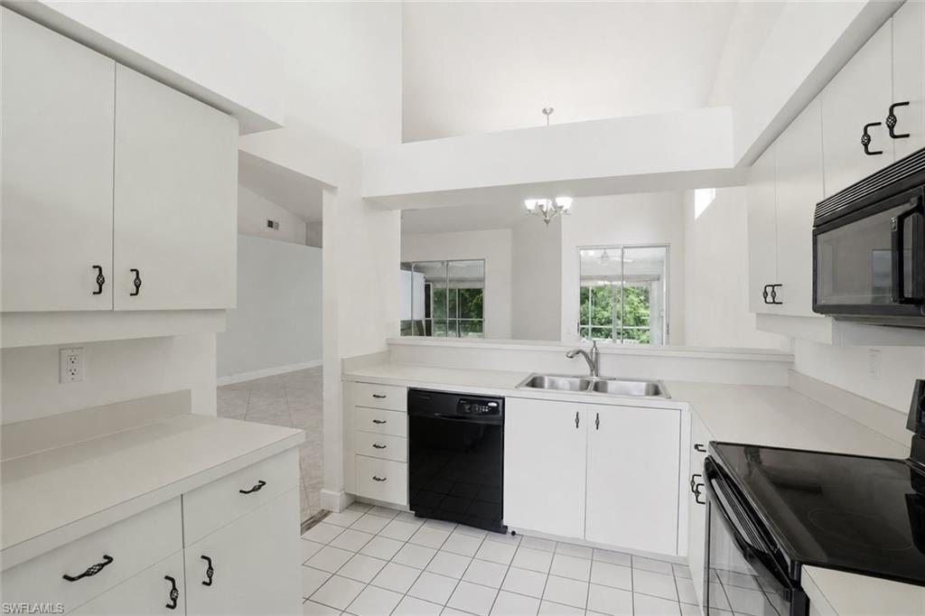 CROSS CREEK ESTATES - Residential