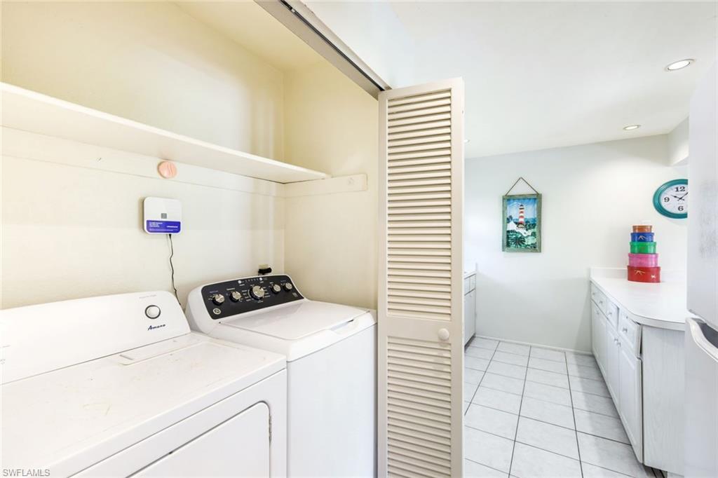 BLIND PASS CONDO - Residential