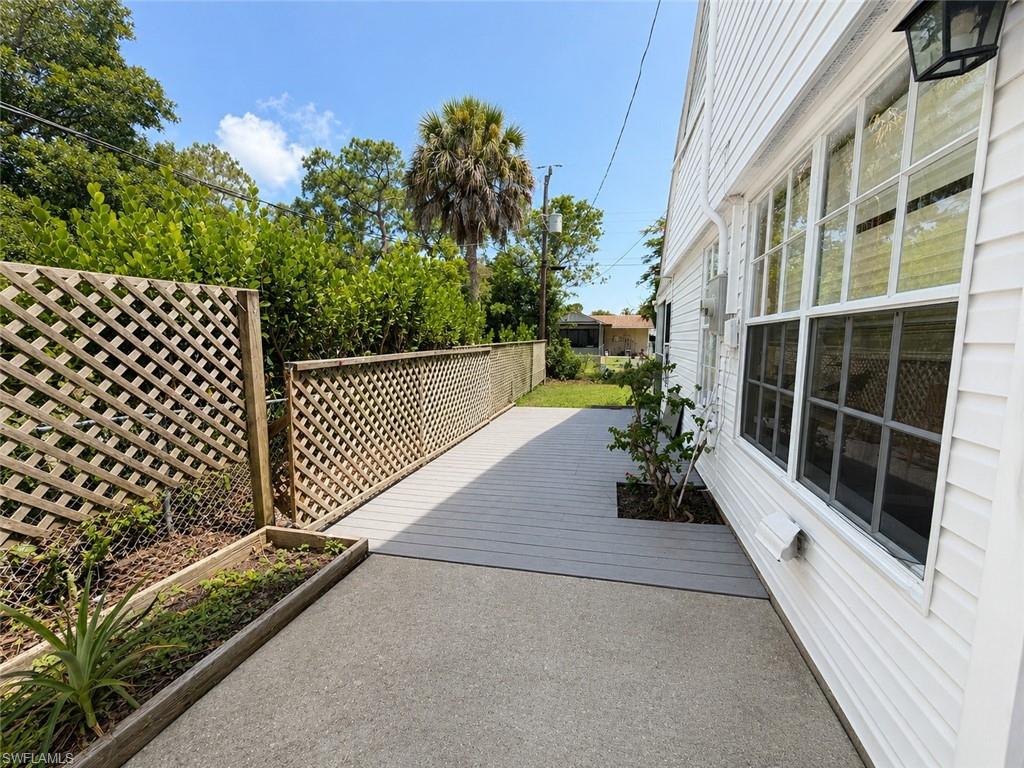 HEIGHLAND VILLA - Residential