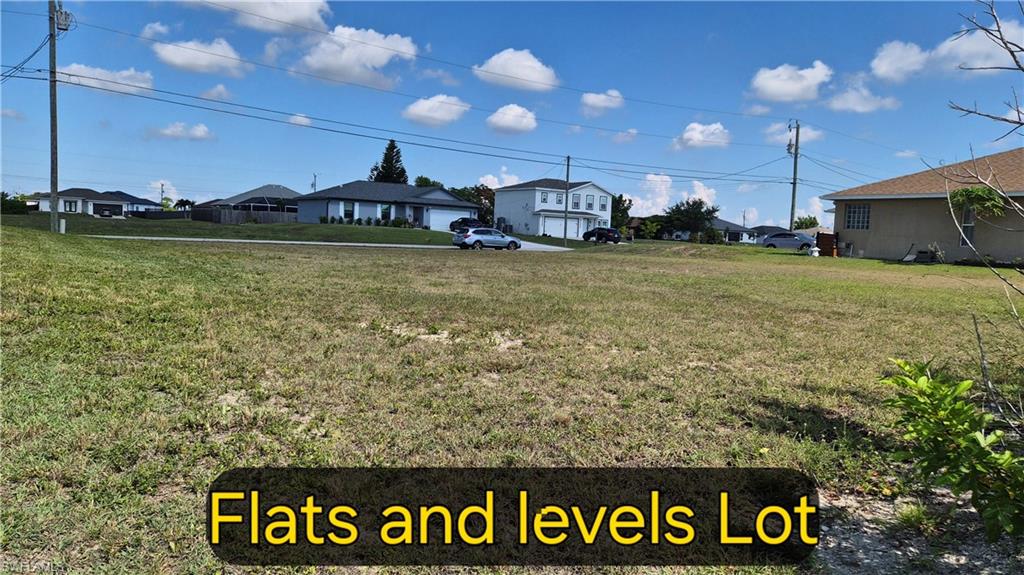 CAPE CORAL - Land