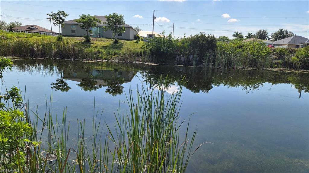 CAPE CORAL - Land