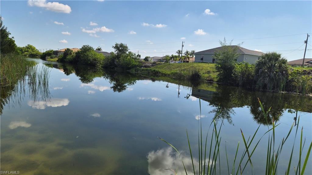 CAPE CORAL - Land
