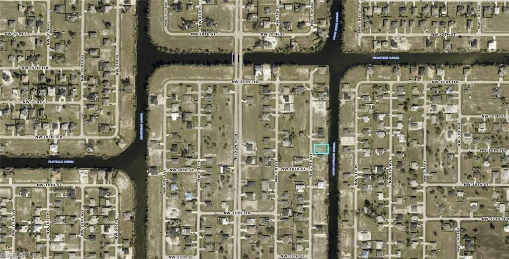 CAPE CORAL - Land