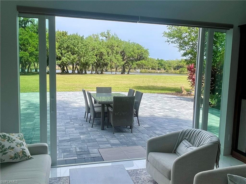 RIVERBEND MOTORCOACH RESORT - Land