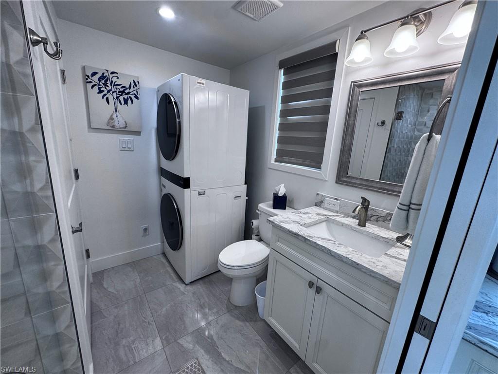 RIVERBEND MOTORCOACH RESORT - Land