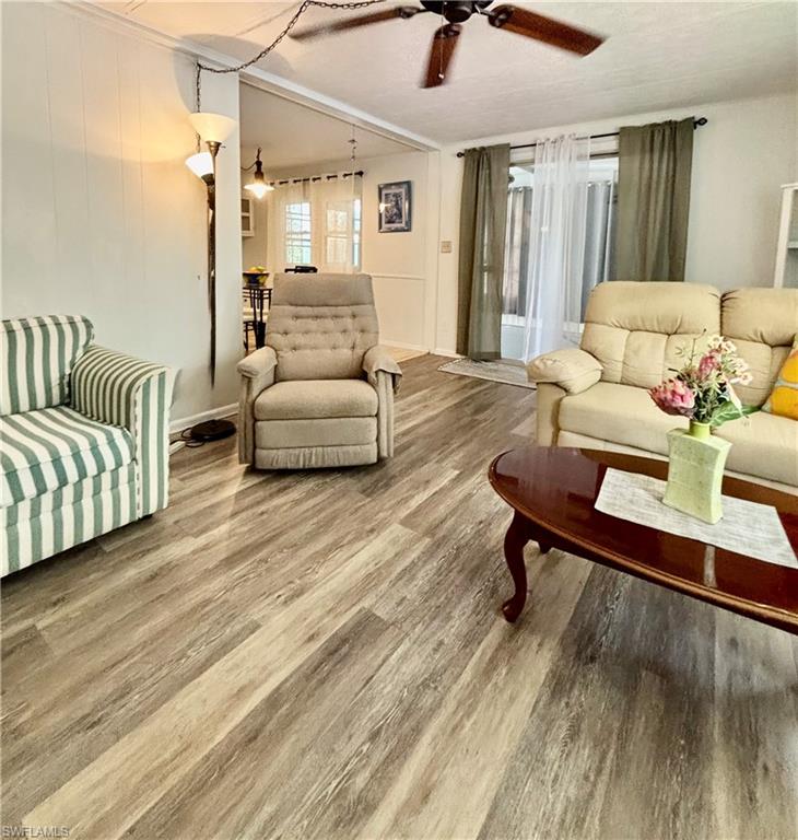 FOREST PARK MOBILE HOME - Residential