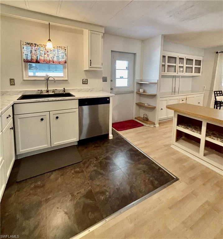 FOREST PARK MOBILE HOME - Residential