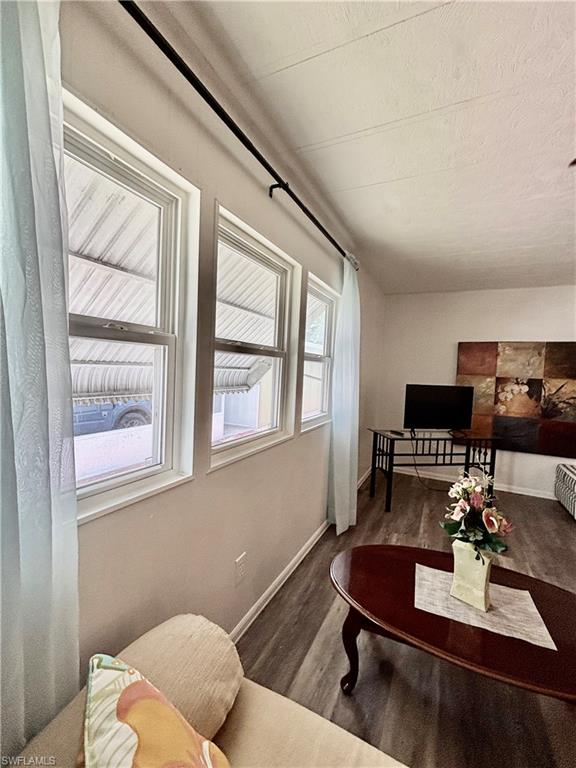 FOREST PARK MOBILE HOME - Residential