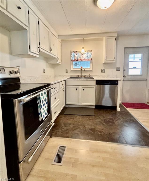 FOREST PARK MOBILE HOME - Residential