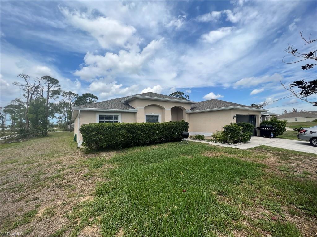 Meticulously kept three bedroom AND oversized den which could easily be converted to a 4th master bedroom.  Great mature landscaping surround this corner lot with plenty of space to stretch out.  Roof was installed in February of this year and other minor repairs have already been completed.  Vaulted ceiling, open concept kitchen and dining area with a huge living area centrally located in the home.   Plenty of space in your large backyard to entertain on the weekend.  Please select showing time or contact the listing agent for viewing times.  Tenant in place until end of July.