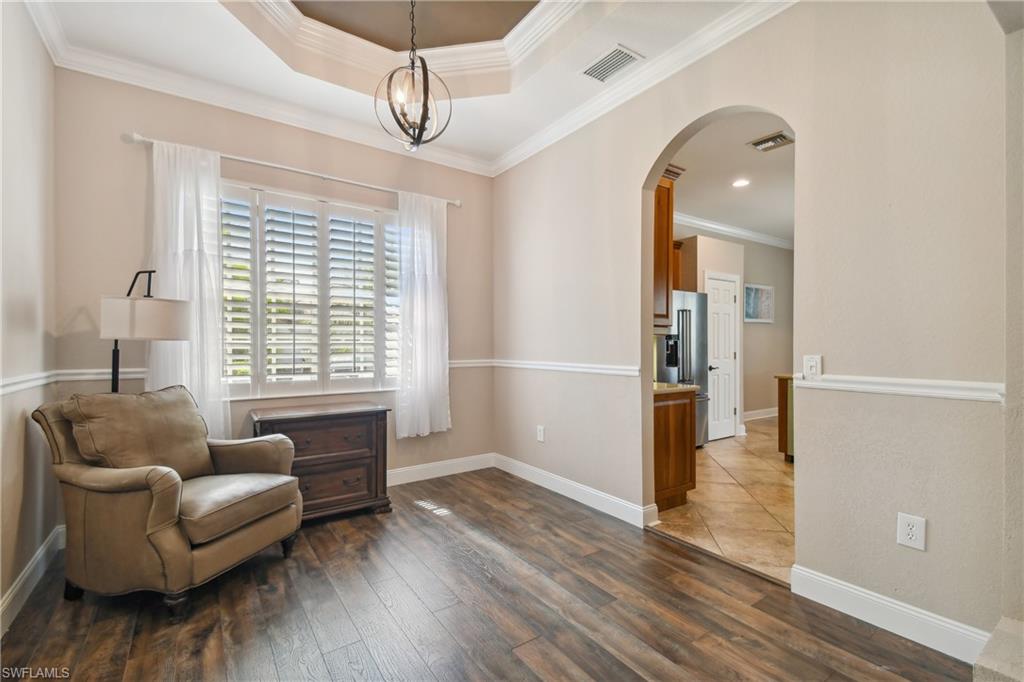 EMERSON SQUARE - Residential